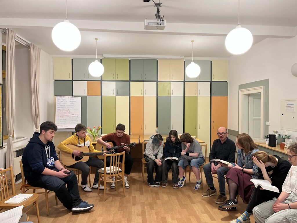 Fotogalerie: Páteční mládež v Pardubicích