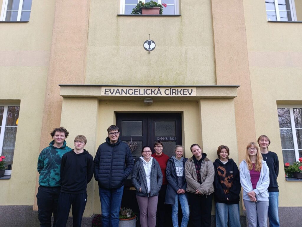 Fotogalerie: Jednovečerka v Semonicích